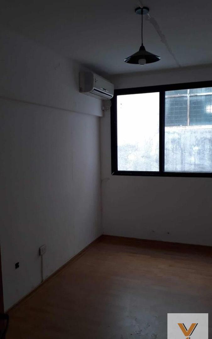 Foto de Oficinas en venta - Recepción - Box Privado - Baño - 35Mts2 - La Plata, imagen 3