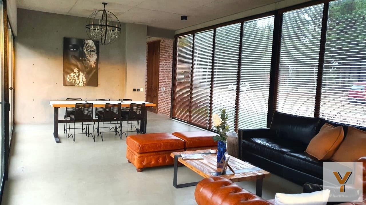 Foto de Casa en venta - 6 Dormitorios 6 Baños - Senderos I, imagen 2