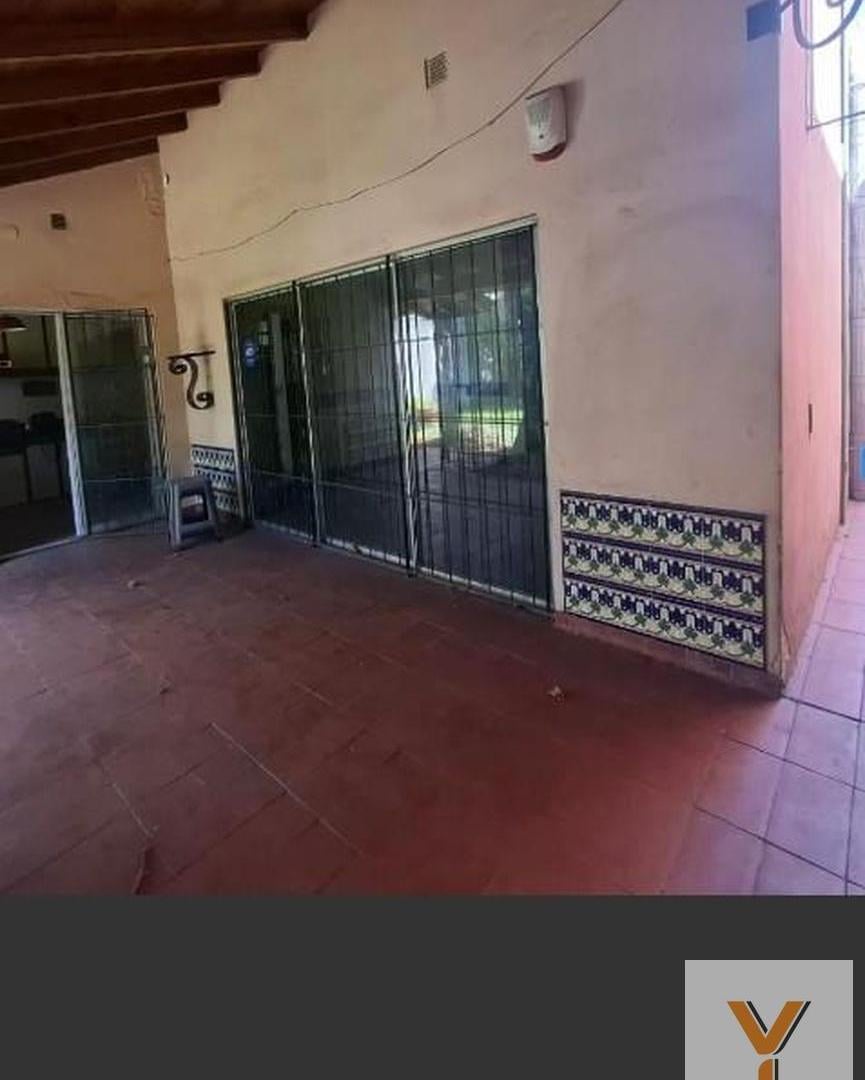 Foto de PH en venta - 1 Dormitorio 1 Baño - Tres De Febrero, imagen 3