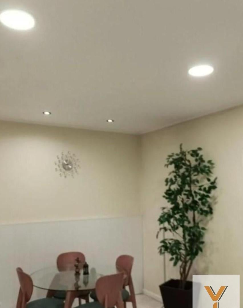 Foto de PH en venta - 4 Dormitorios 2 Baños - Flores, imagen 5