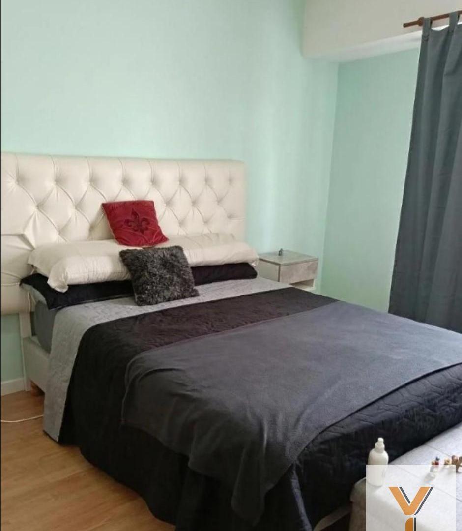 Foto de PH en venta - 4 Dormitorios 2 Baños - Flores, imagen 3