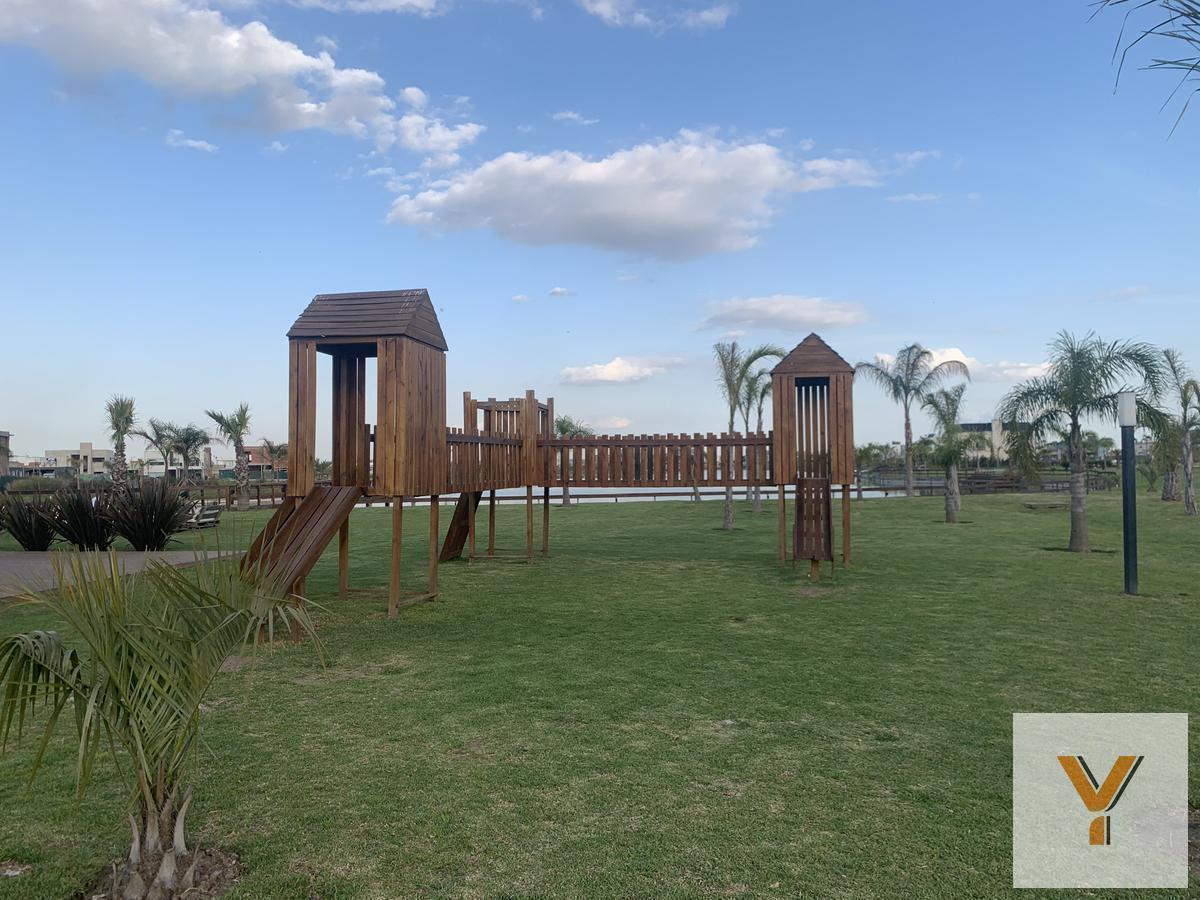 Foto de Terreno en venta - 859Mts2 - Lagos de Canning, Esteban Echeverría, imagen 5