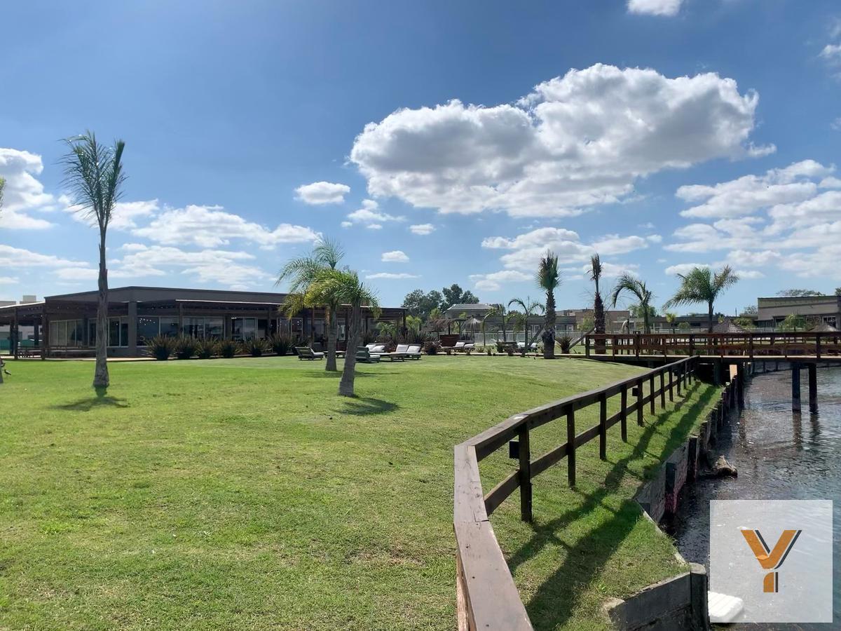 Foto de Terreno en venta - 859Mts2 - Lagos de Canning, Esteban Echeverría, imagen 3