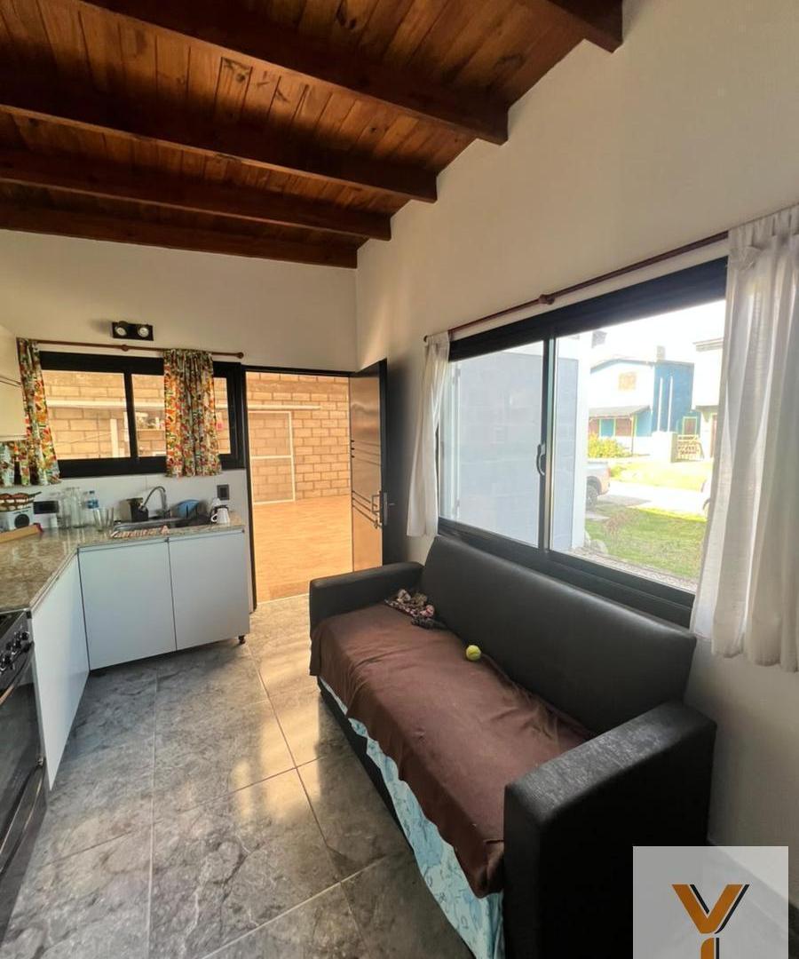 Foto de Casa 2 departamentos a la Venta - 2 Dormitorios 1 Baño - 405mts - Santa, imagen 4