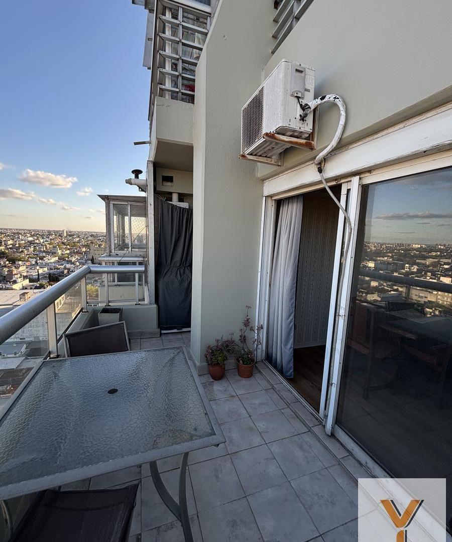 Foto de Departamento en Venta - 3 Dormitorios 2 Baños - 99mts - Mataderos, imagen 4