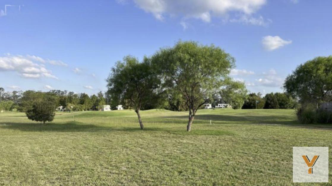 Foto de Casa en venta - 4 Dormitorios 3 Baños - Pilar, imagen 1