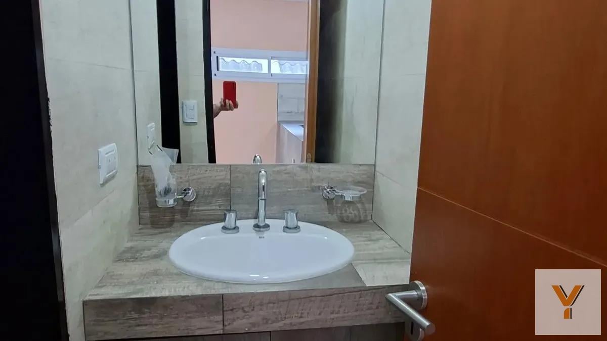 Foto de Departamento en venta - 1 Dormitorio 1 Baño - Berazategui, imagen 2