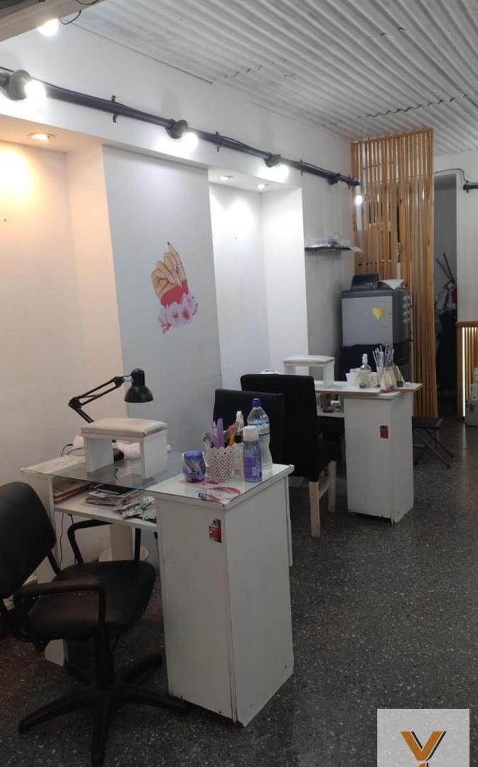 Foto de Local en venta - 1 Baño - Retiro, imagen 2