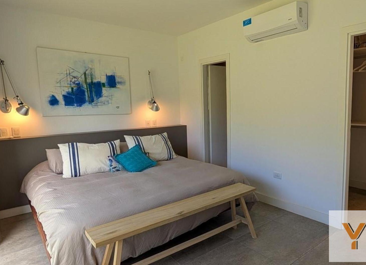 Foto de Casa en venta - 4 Dormitorios 2 Baños - Pinamar, imagen 2