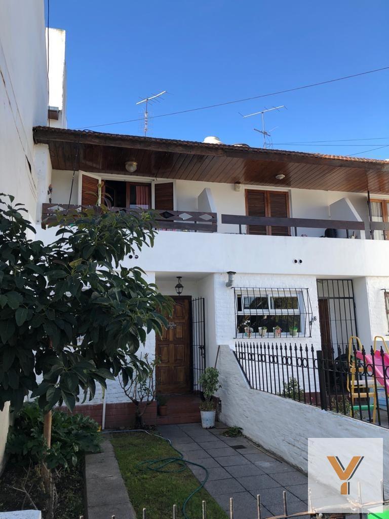 Foto de PH en venta - 2 Dormitorios 2 Baños - Mar del Plata, imagen 1