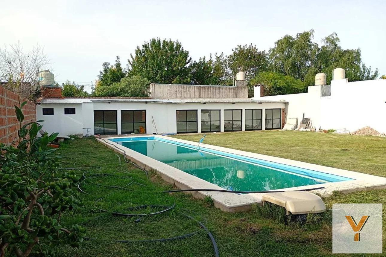 Foto de Quinta en venta - 2 Dormitorios 4 Baños - La Plata, imagen 1
