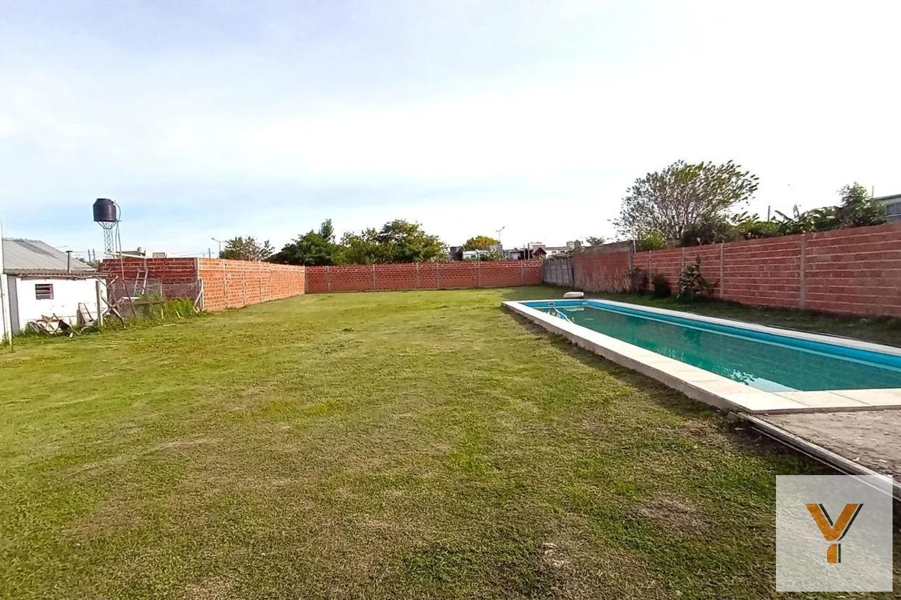 Foto de Quinta en venta - 2 Dormitorios 4 Baños - La Plata, imagen 2