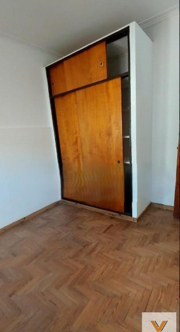 Foto de PH en venta - 2 Dormitorios 1 Baño - La Plata, imagen 4