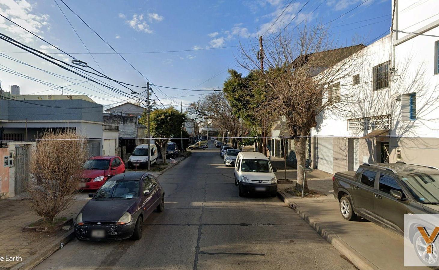 Foto de PH en venta - 2 Dormitorios 2 Baños - 100Mts2 - Ciudadela, Tres de, imagen 2