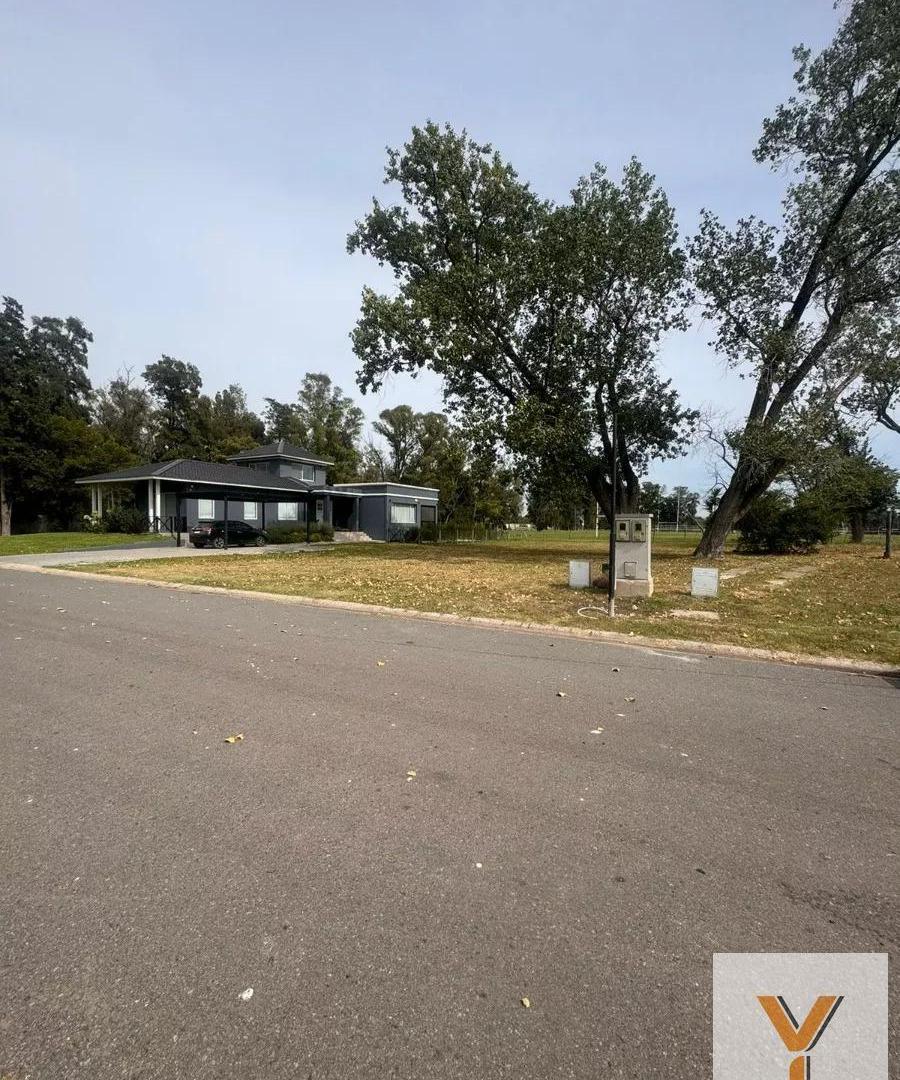 Foto de Terreno en venta - 900Mts2 - Ezeiza, imagen 2