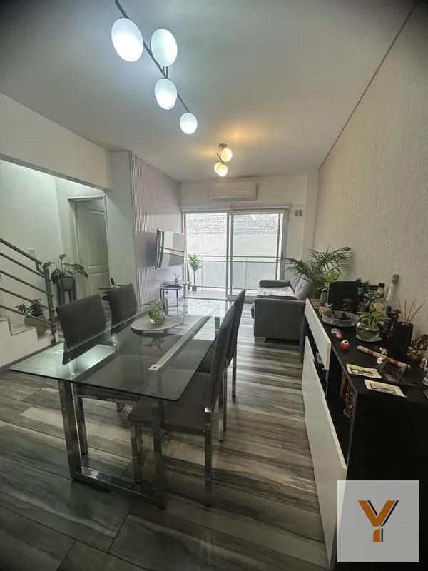 Foto de Departamento en venta - 2 Dormitorios 3 Baños - Villa Luro, imagen 1