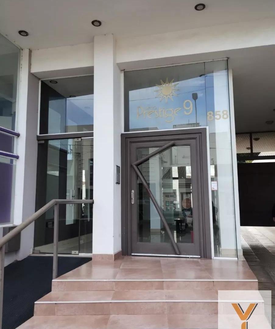 Foto de Departamento 2 ambientes con balcon y coc. en Edificio Prestige, imagen 3