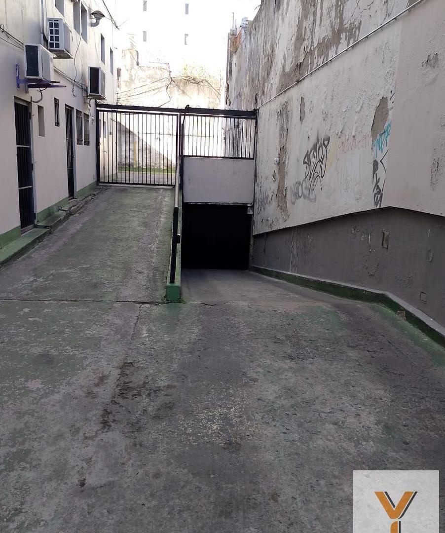 Foto de Cochera en venta - 12Mts2 - La Plata, imagen 1