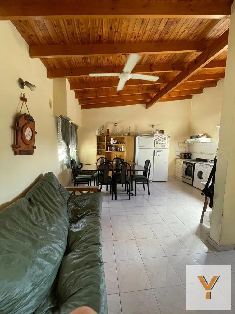 Foto de PH en venta - 1 Dormitorio 1 Baño - La Plata, imagen 2