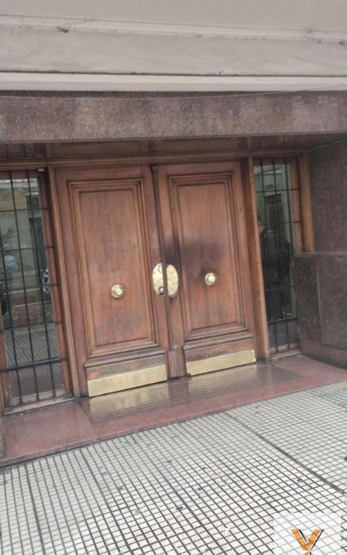 Foto de Departamento en venta - 3 Dormitorios 2 Baños - Balvanera, imagen 1
