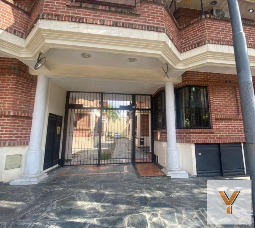 Foto de Dúplex en venta - 2 Dormitorios 2 Baños - Cochera - 100Mts2 - Parque, imagen 3