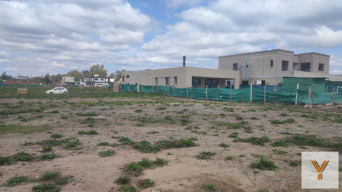 Foto de Terreno en venta - 537Mts2 totales - Santa Elisa, Pilar, imagen 4
