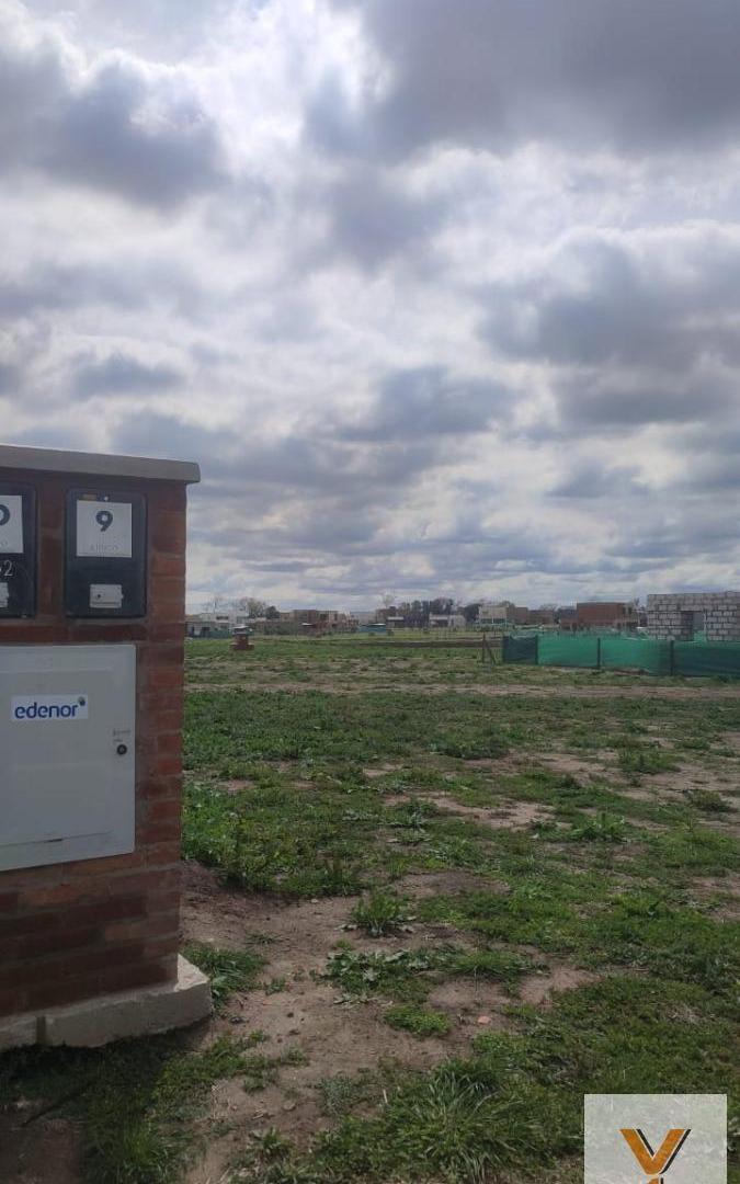 Foto de Terreno en venta - 537Mts2 totales - Santa Elisa, Pilar, imagen 3