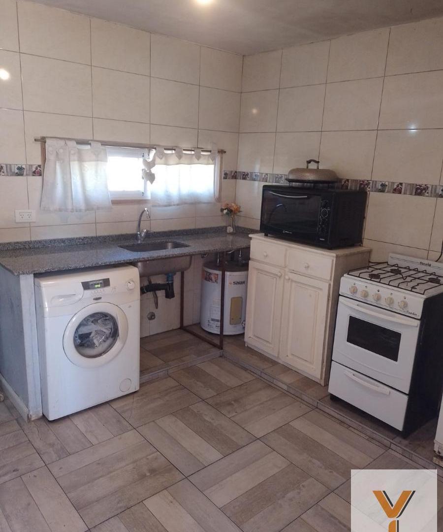 Foto de Casa en venta - 2 Dormitorios 1 Baño - 300Mts2 - Los Sauces, General, imagen 4