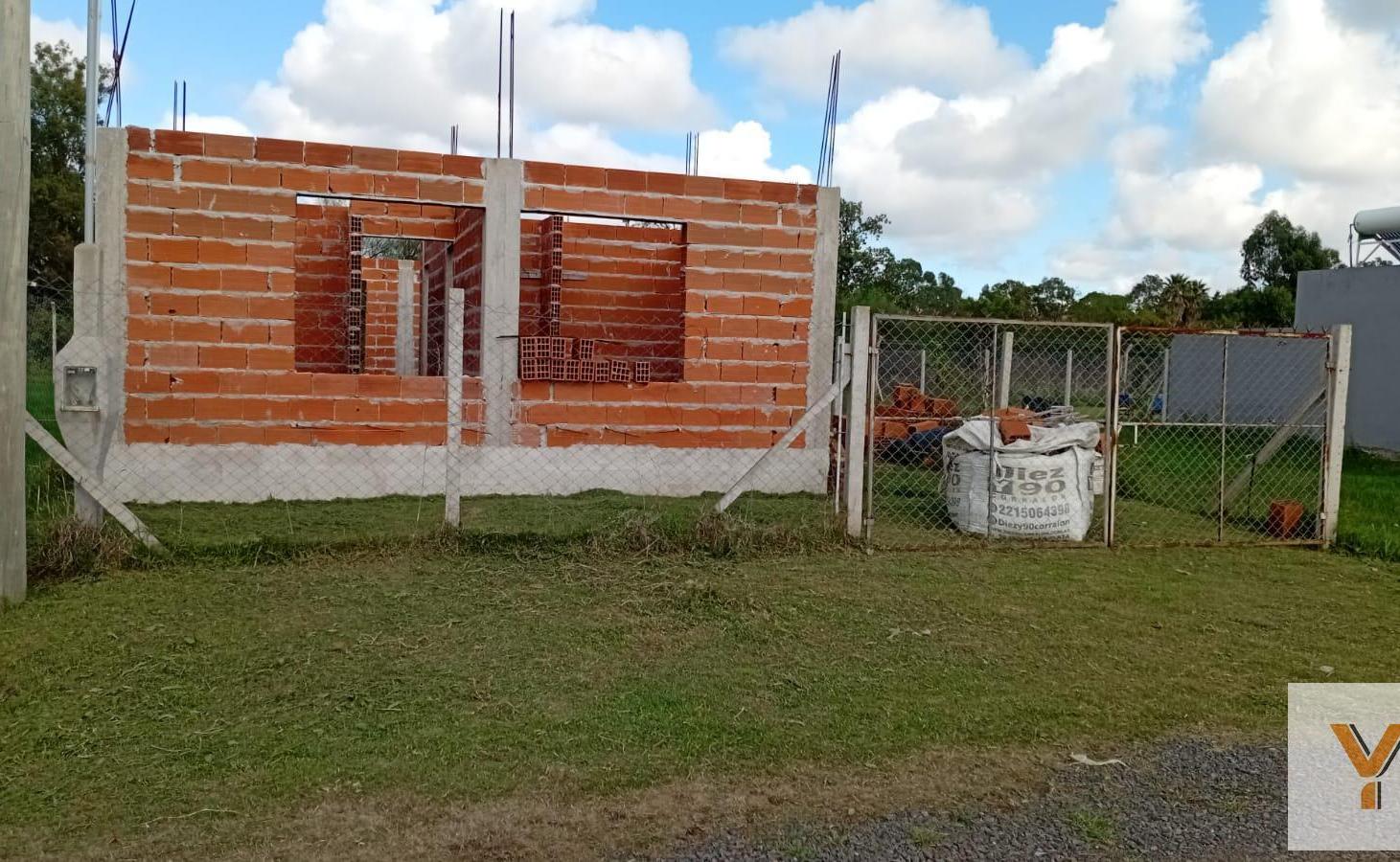 Foto de Casa en venta - 3 Dormitorios 1 Baño - La Plata, imagen 3