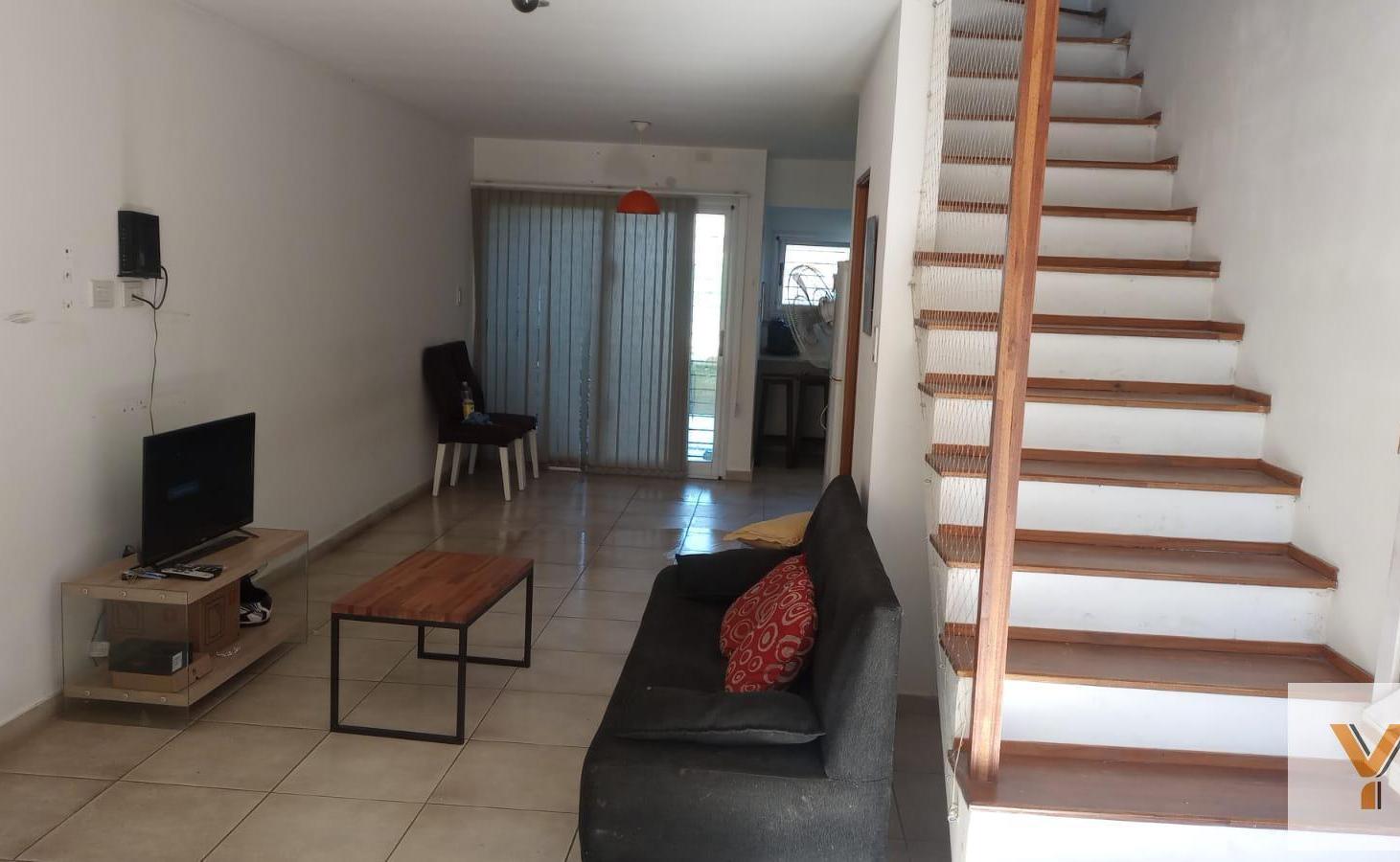 Foto de Departamento en venta - 2 Dormitorios 2 Baños - La Plata, imagen 2