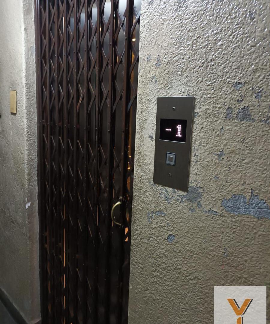 Foto de Cochera en venta - 18Mts2 - Recoleta, imagen 4