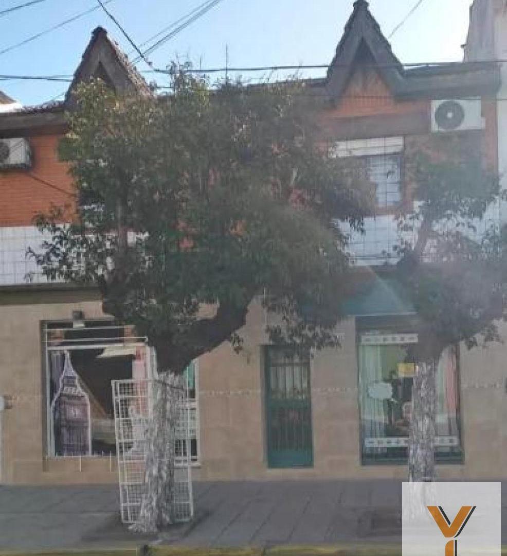 Foto de Casa en venta - 3 Dormitorios 1 Baño - Local - 186Mts2 - Ramos Mejía, imagen 5