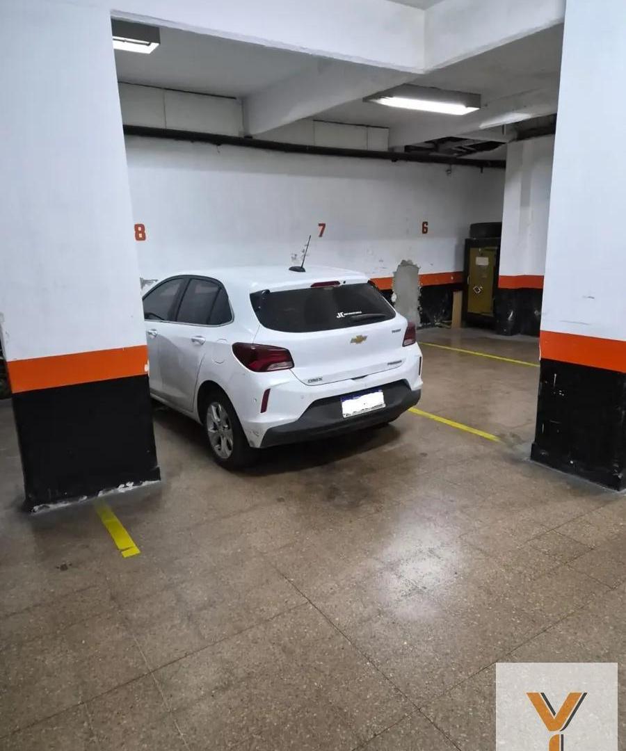 Foto de Cochera en Venta - - 18mts - Recoleta, imagen 2