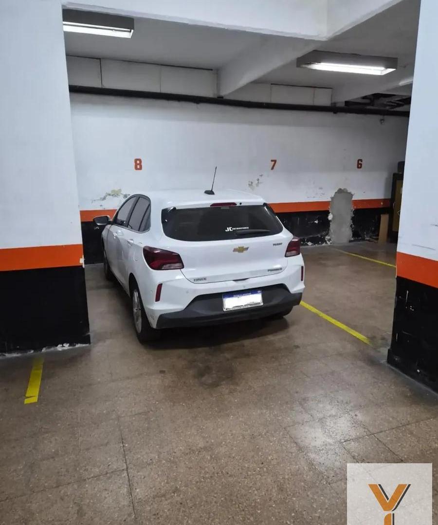 Foto de Cochera en Venta - - 18mts - Recoleta, imagen 4