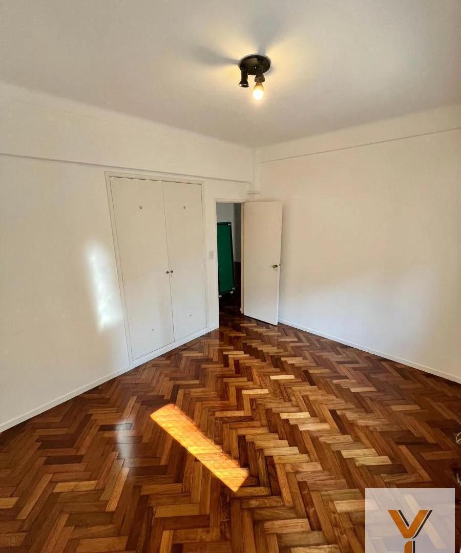 Foto de Departamento en Venta - 2 Dormitorios 1 Baño - 65mts - Belgrano, imagen 3