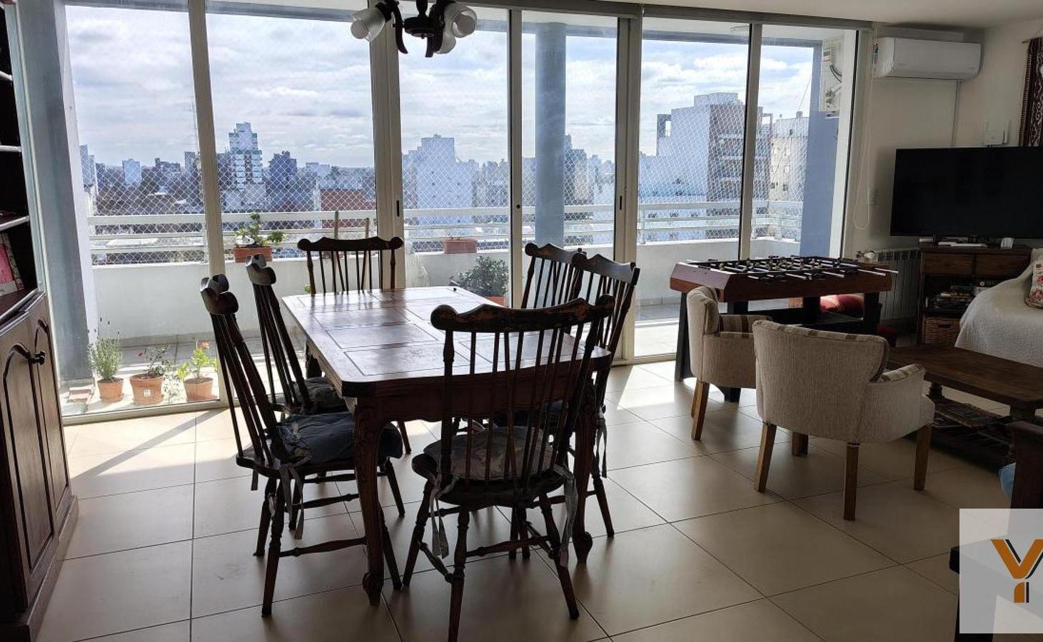 Foto de Departamento en Venta - 3 Dormitorios 2 Baños - 185mts - Mar Del Plata, imagen 2