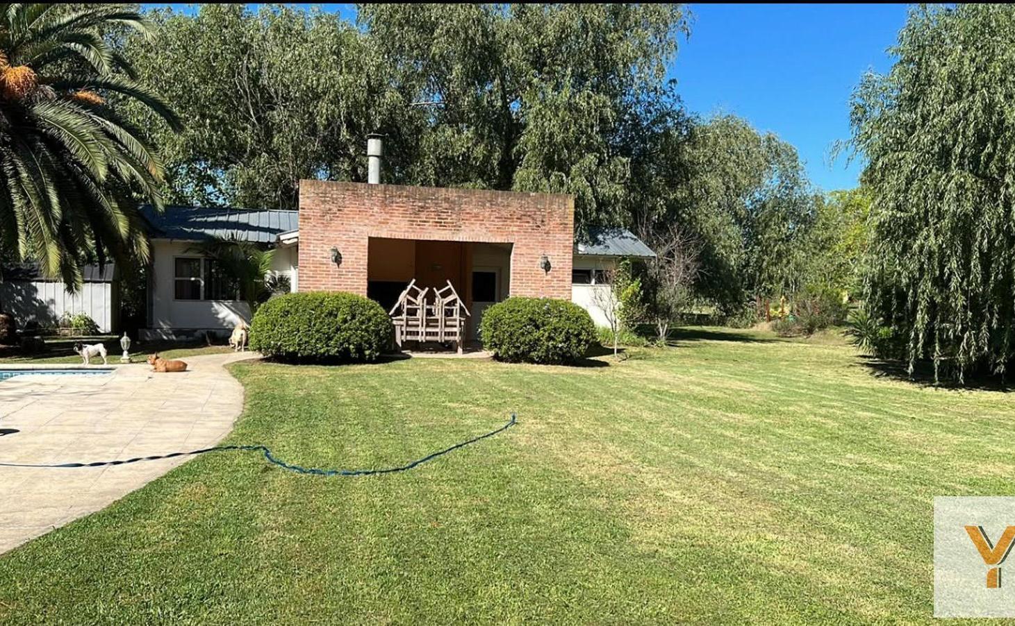 Foto de Casa en Venta - 4 Dormitorios 4 Baños - 280mts - Escobar, imagen 3