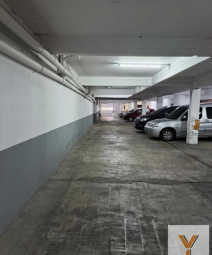Foto de Cochera en venta - 12mts2 Villa del Parque, imagen 3