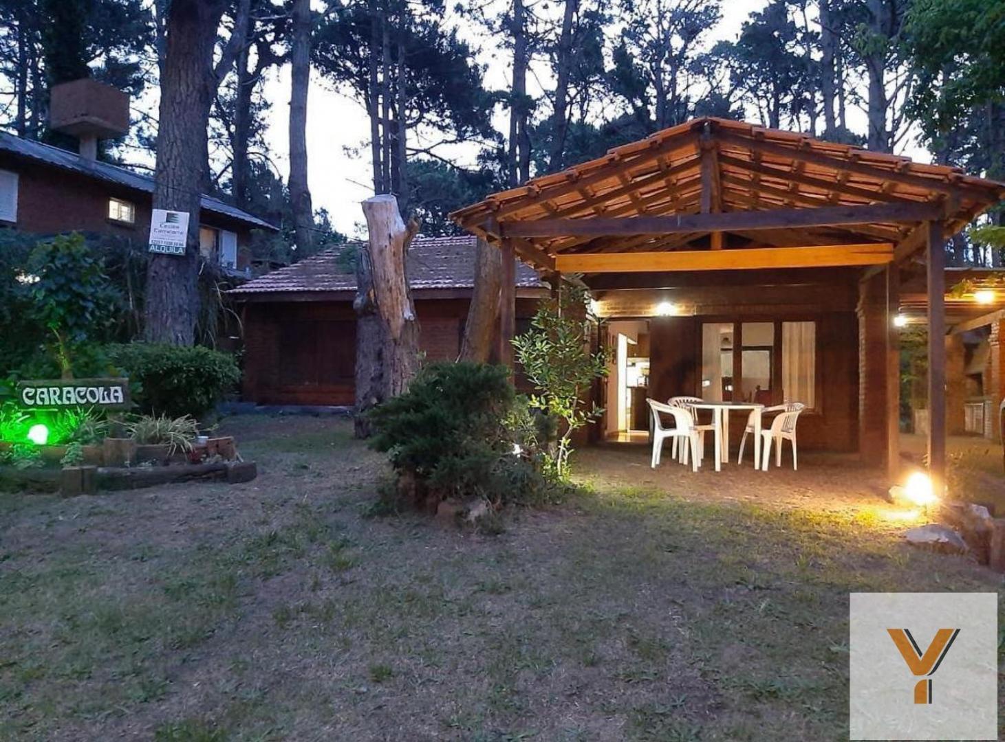 Foto de Casa en venta - 5 Dormitorios 3 Baños - Costa del Este, imagen 1