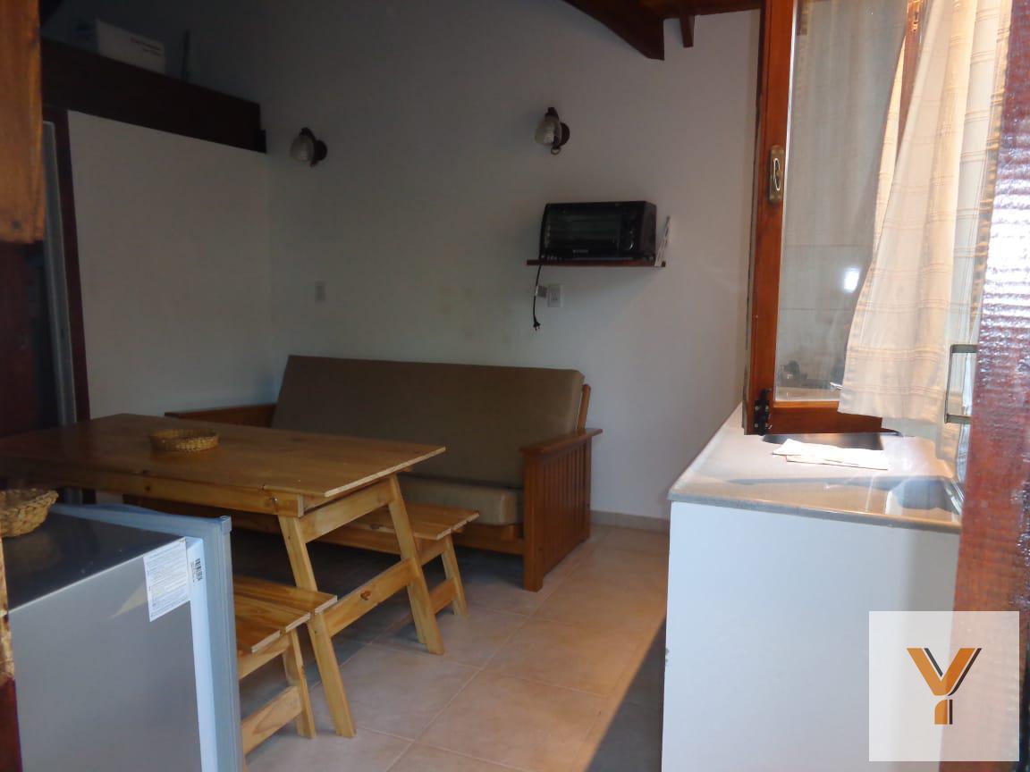 Foto de Casa en venta - 4 dormitorios 2 baños - 110mts2 - Ostende, imagen 5