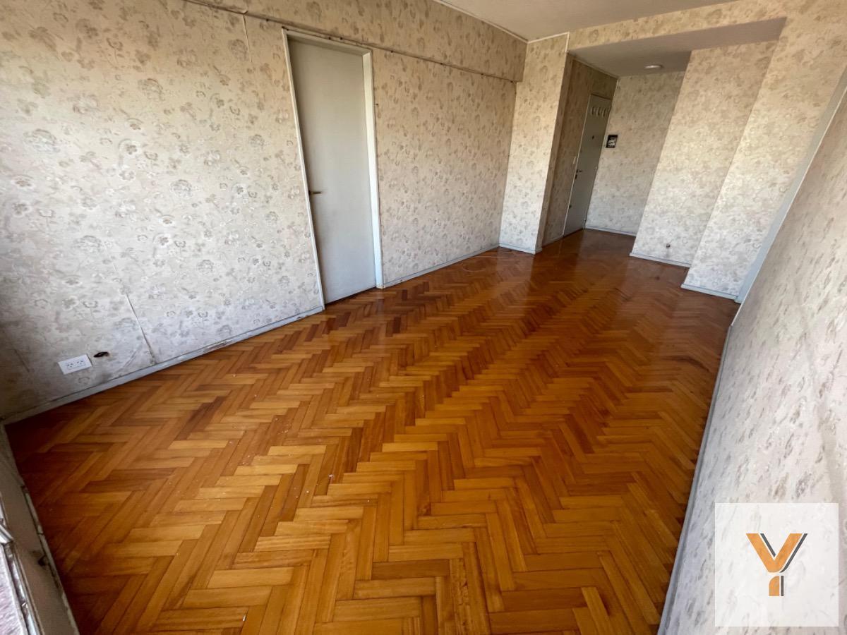 Foto de Departamento en venta - 2 Dormitorios 1 Baño - 70Mts2 - Villa del Parque, imagen 4