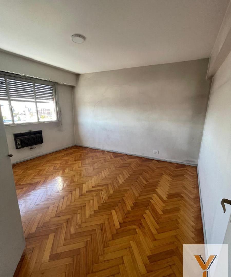 Foto de Departamento en venta - 2 Dormitorios 1 Baño - 70Mts2 - Villa del Parque, imagen 3