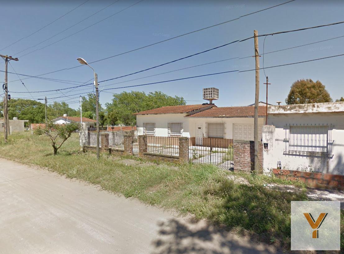 Foto de Casa en venta - 3 dormitorios 2 baños - 450mts2 - Santa Teresita, imagen 4