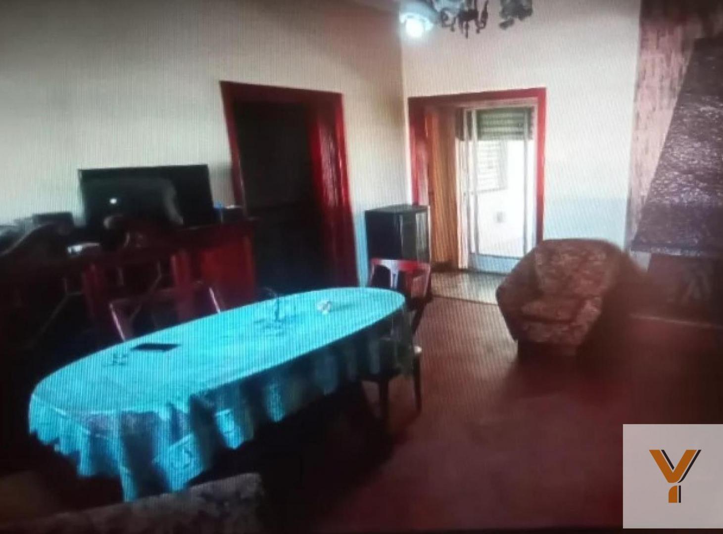 Foto de Casa en venta - 3 Dormitorios 2 Baños - Cochera - Mataderos, imagen 5