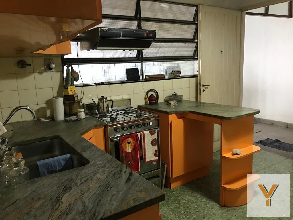 Foto de Casa en venta - 2 Dormitorios 1 Baño 1 Cochera - 223Mts2 - Quilmes Oeste, imagen 2