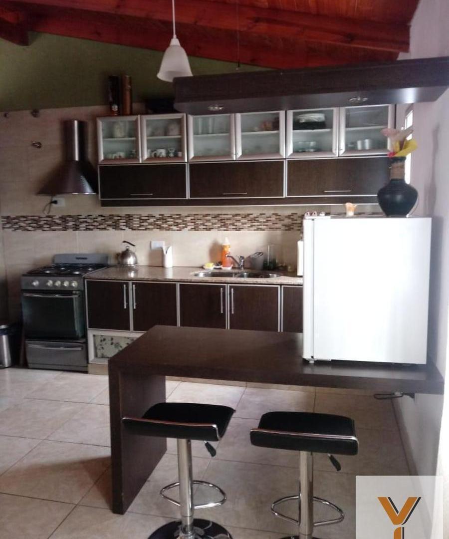 Foto de Casa en venta - 3 Dormitorios 1 Baño - Cochera - 522Mts2 - Valle Hermoso, imagen 4