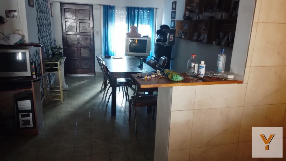 Foto de Casa en venta - 3 Dormitorios 1 Baño - Cochera - 185Mts2 - Villa La, imagen 4