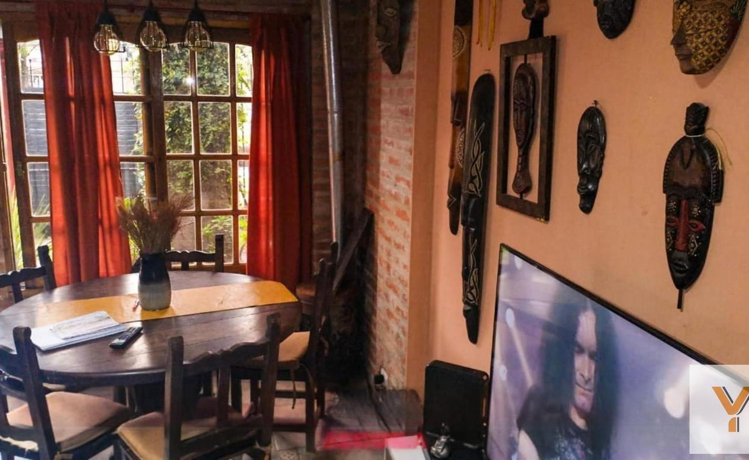 Foto de Casa en venta - 3 Dormitorios 2 Baños - 190mts2 - Merlo, imagen 3