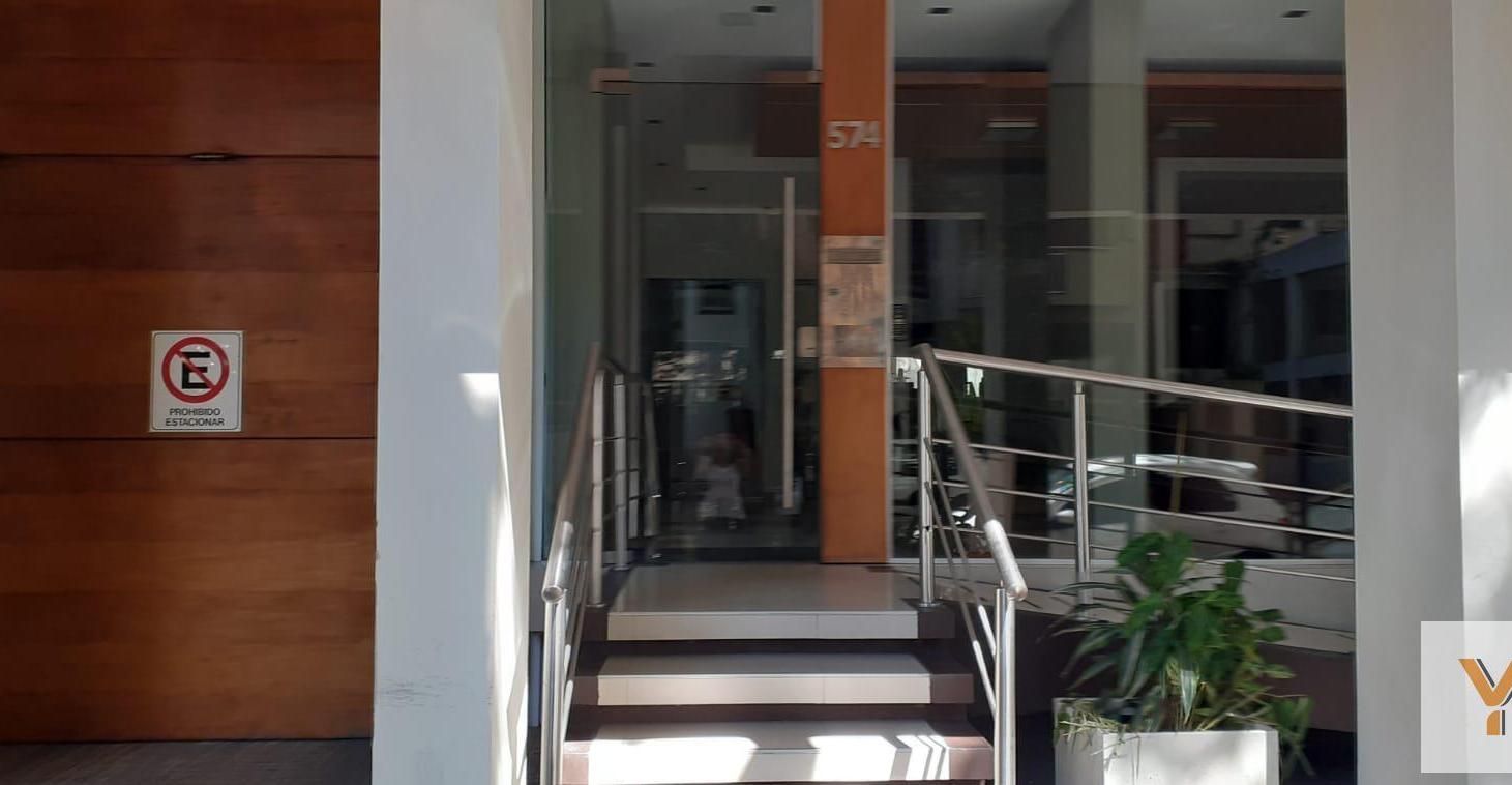 Foto de Cochera cubierta en venta - 12Mts2 - La Plata, imagen 4