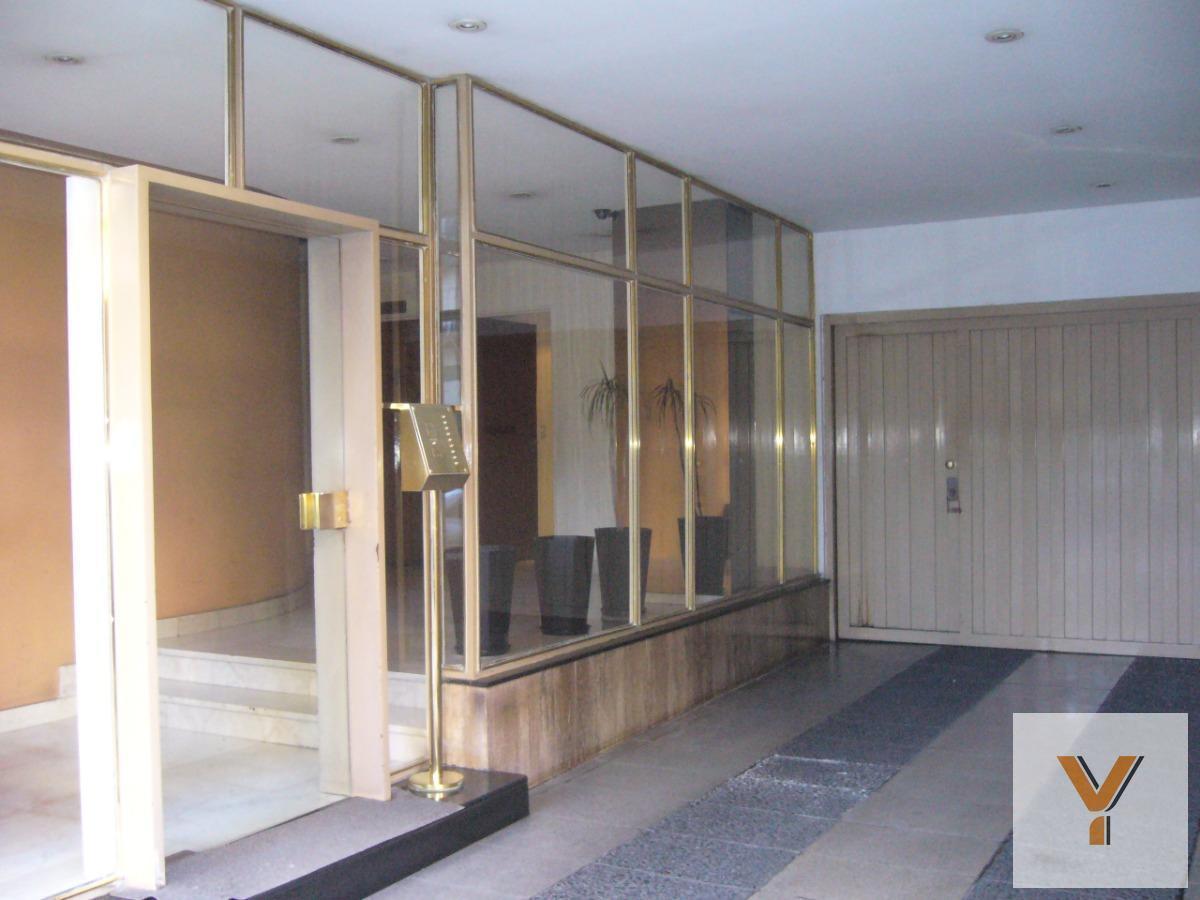 Foto de Departamento en venta - 4 Dormitorios 3 Baños - Cochera - 180Mts2, imagen 1